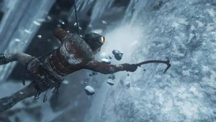 古墓丽影怎么抓住悬崖